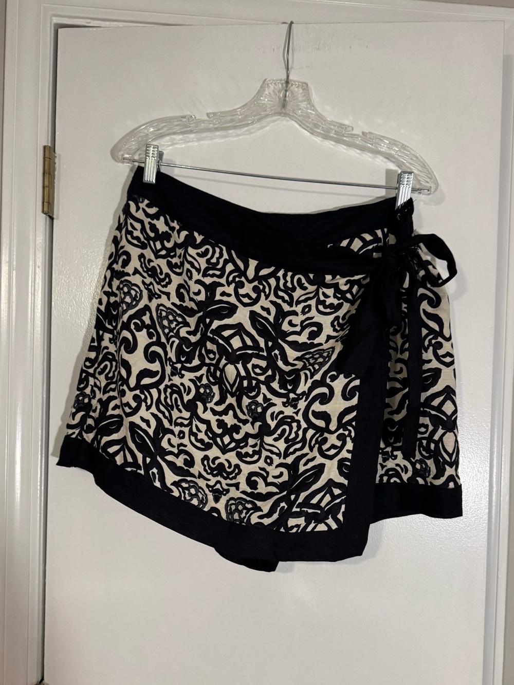 Black and Cream Wrap Skirt - Women
